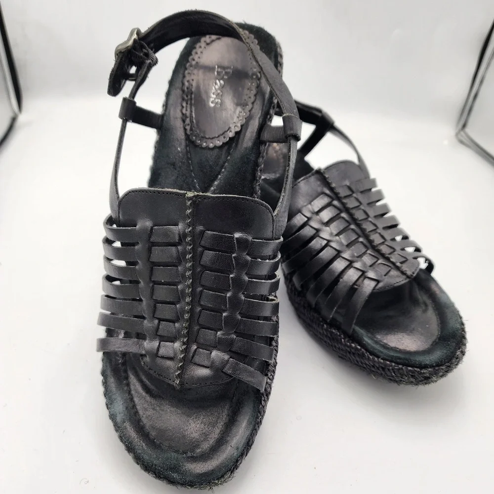 Bass Black Leather Strappy Wedge Sandal Size‎ 7M Hook & Loop Slightly Used